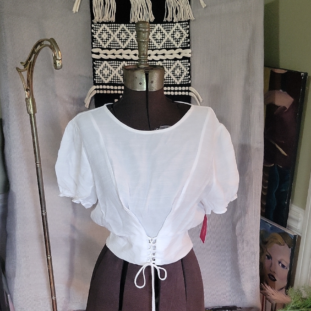 NWT Xhilaration White Crop Tie Front Blouse L